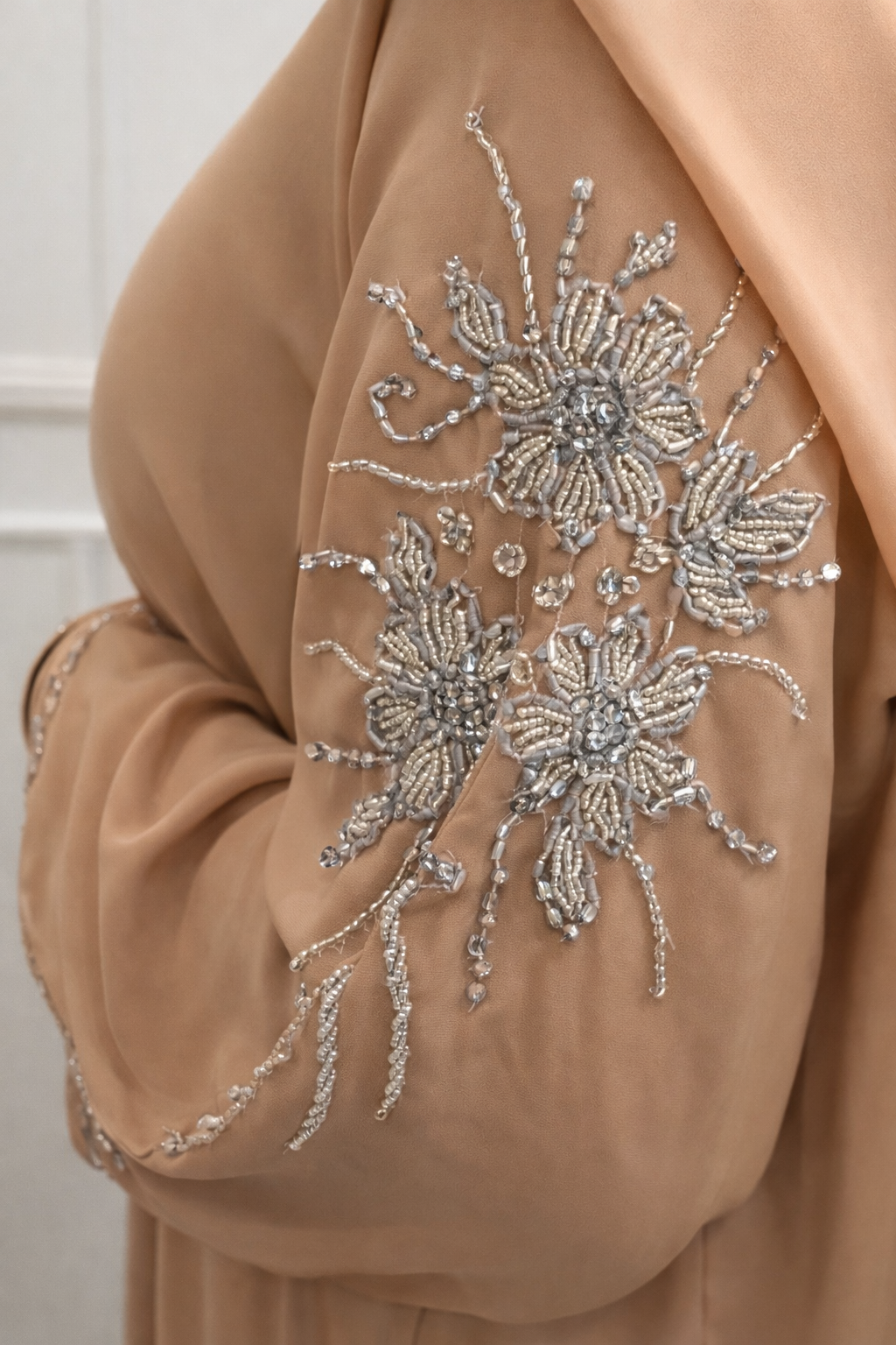 Abaya Laneen