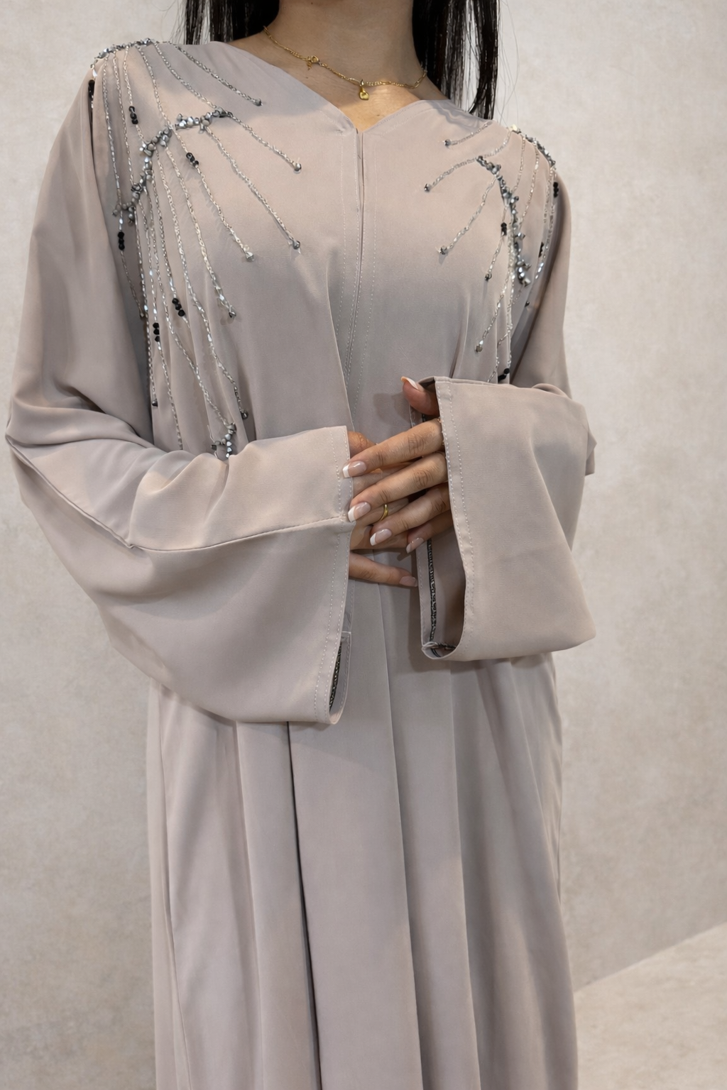 Abaya Hana