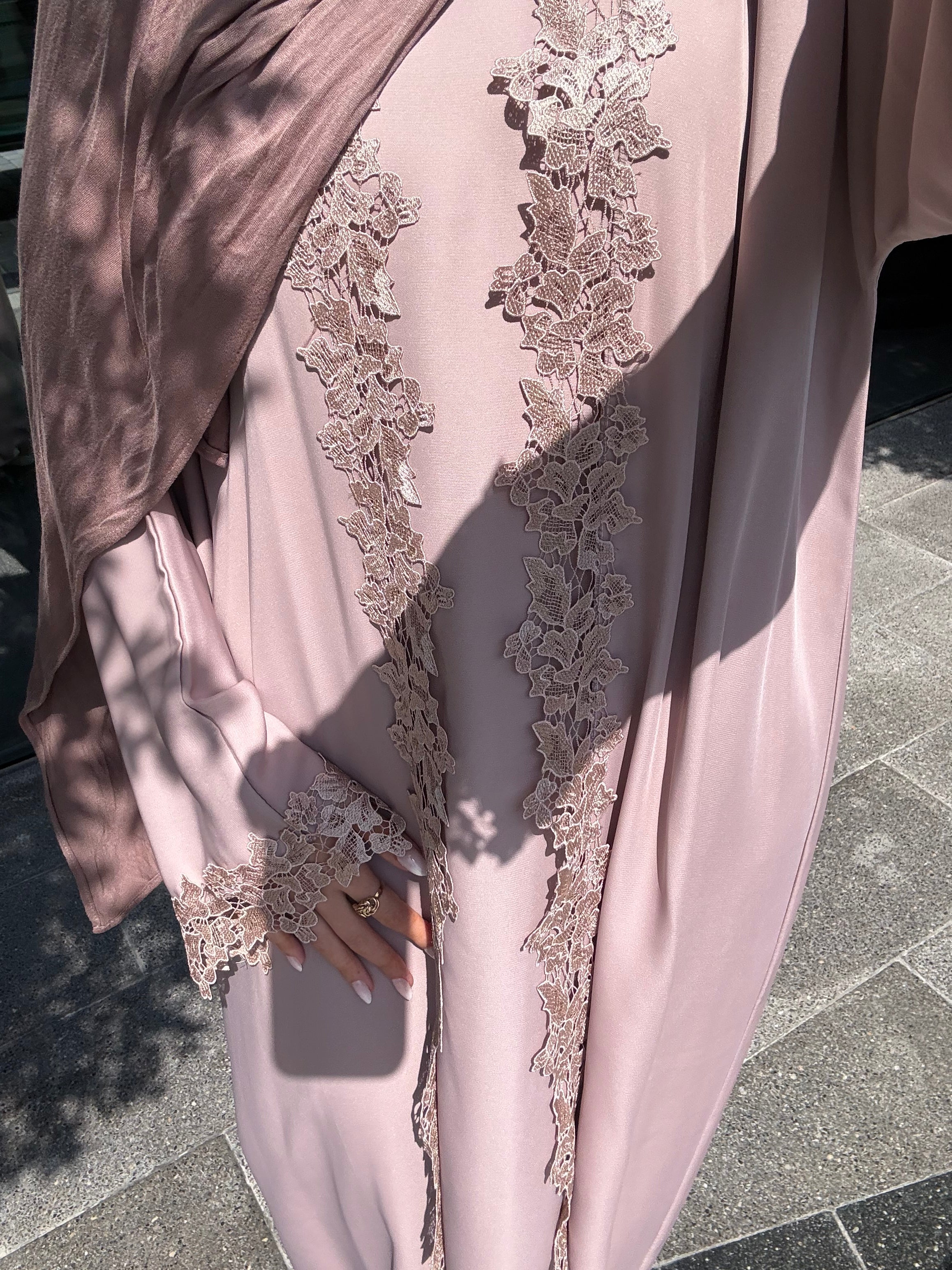Abaya Eden